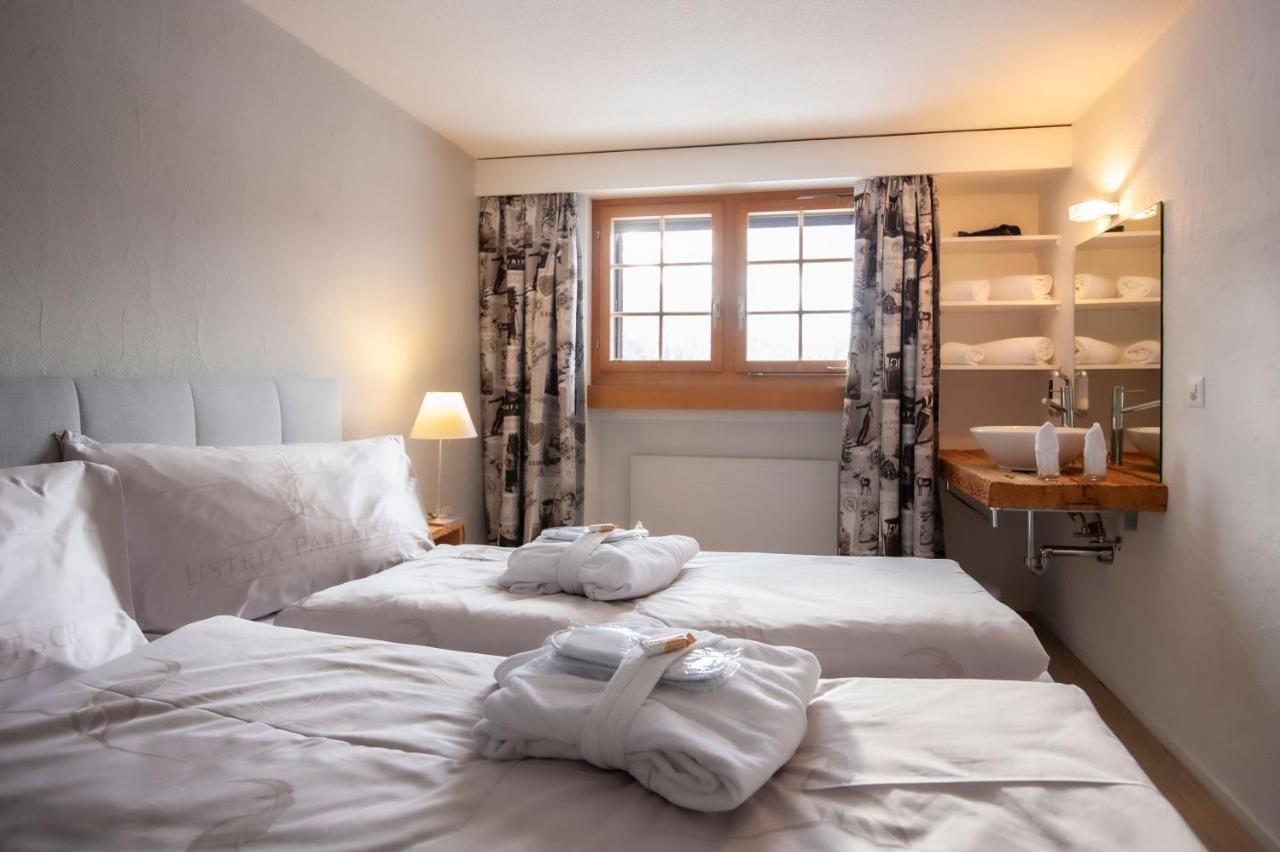 Hotel Ustria Parlatsch Trin Exteriér fotografie