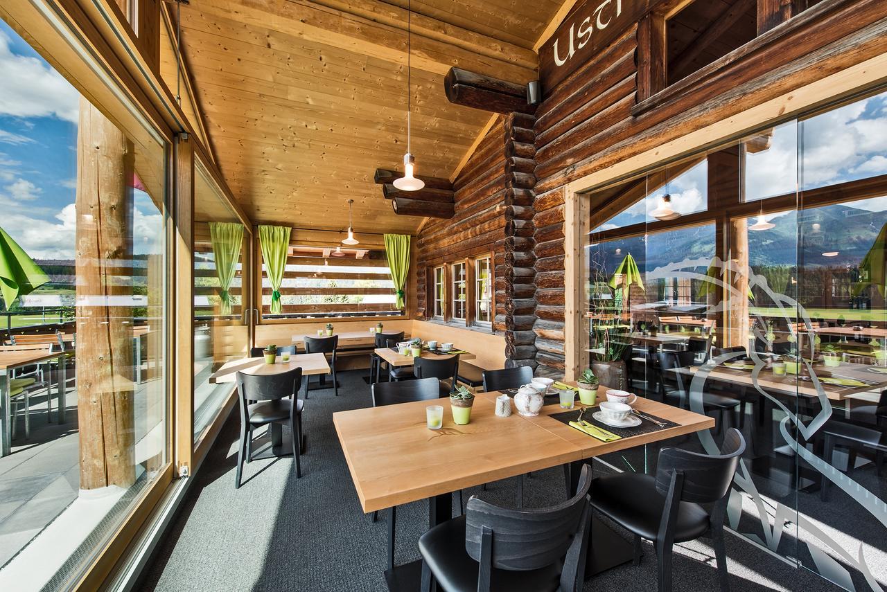 Hotel Ustria Parlatsch Trin Exteriér fotografie