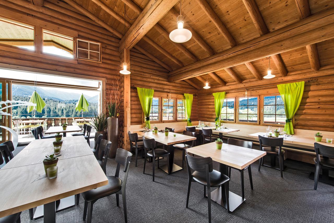 Hotel Ustria Parlatsch Trin Exteriér fotografie