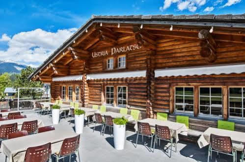 Hotel Ustria Parlatsch Trin Exteriér fotografie